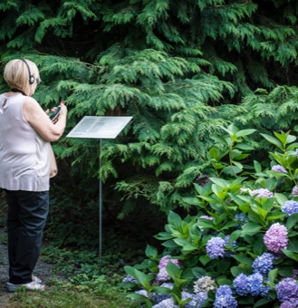 La narration sonore saisonnière sur écouteurs pour la visite du parc