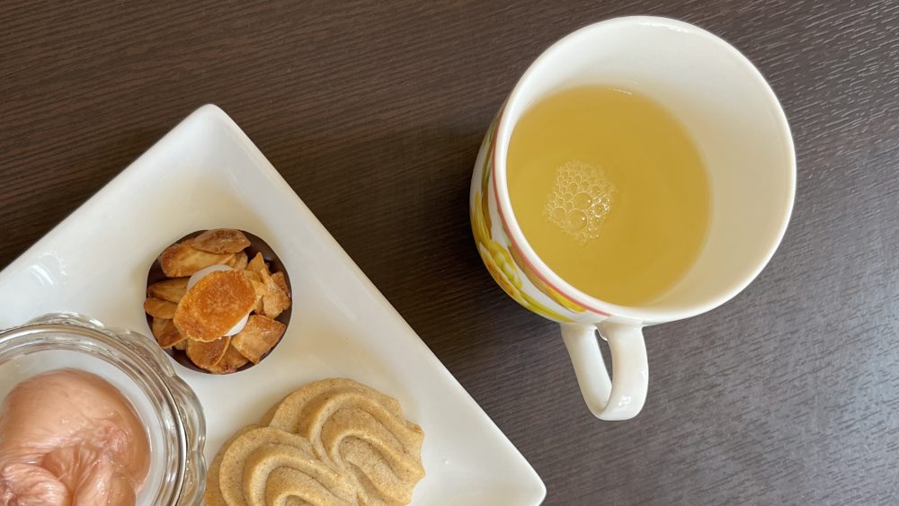 Una camelia in un te: tra gusto e benessere